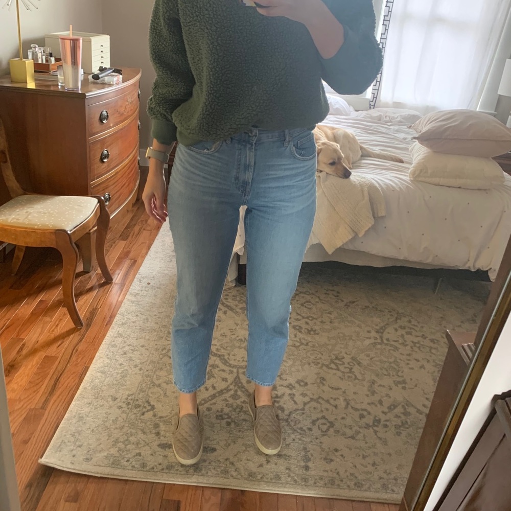 Everlane Cheeky light wash jeans